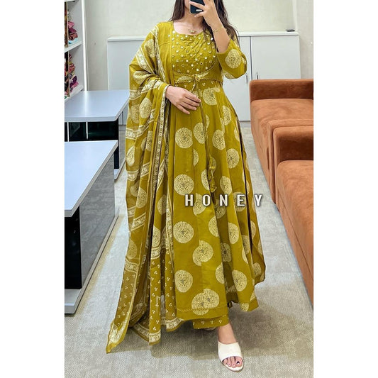 Beautiful  printed with embroidery work anarkali kurta dupatta set  (PVCRD01)