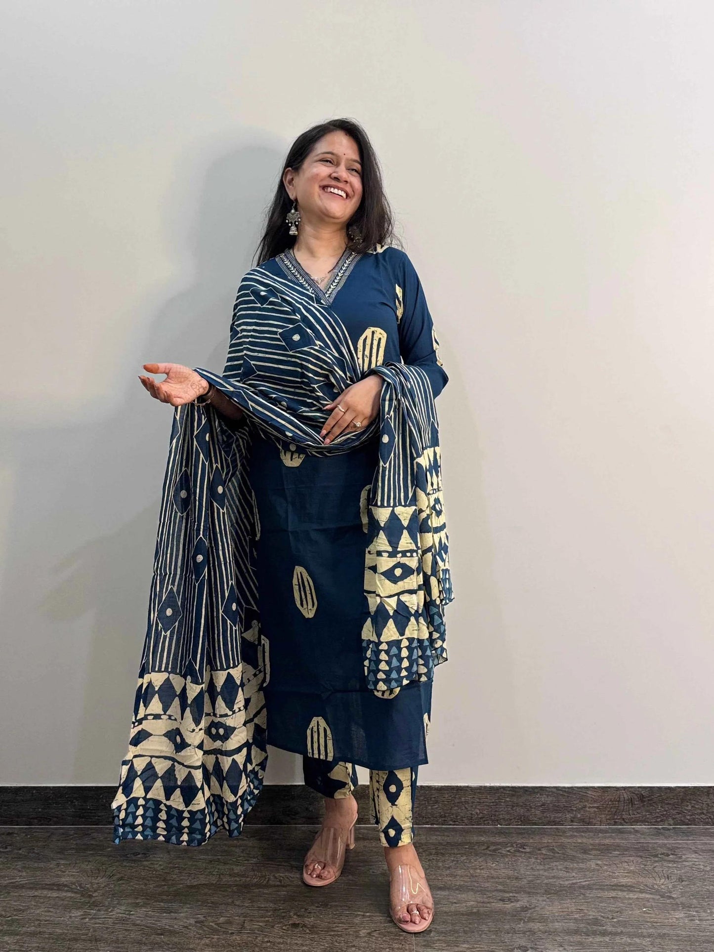 We are here to spread some magic to your ethnic Heavy Cotton (PVCRD07)