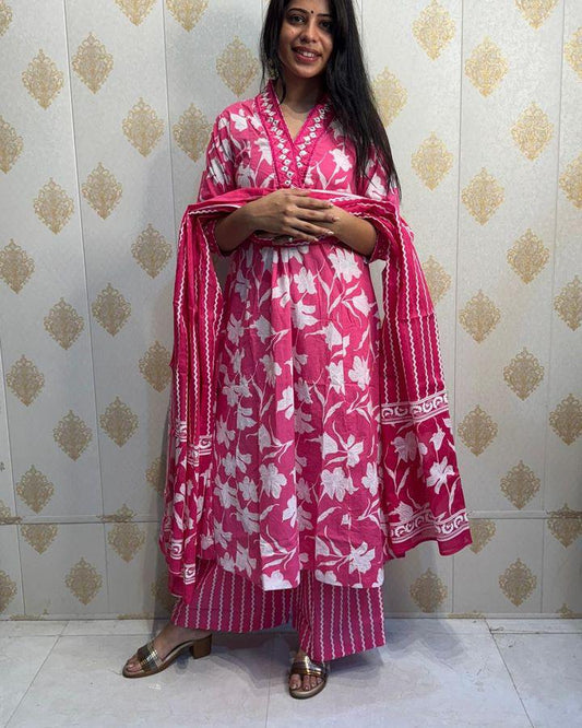 🌸KURTA PENT WITH DUPATTA SUIT SET🌸 (PVCRD39)