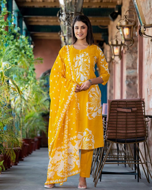 NEW COLOUR LUNCHING Voluminous Beutiful Suit Set (PVCRD93)