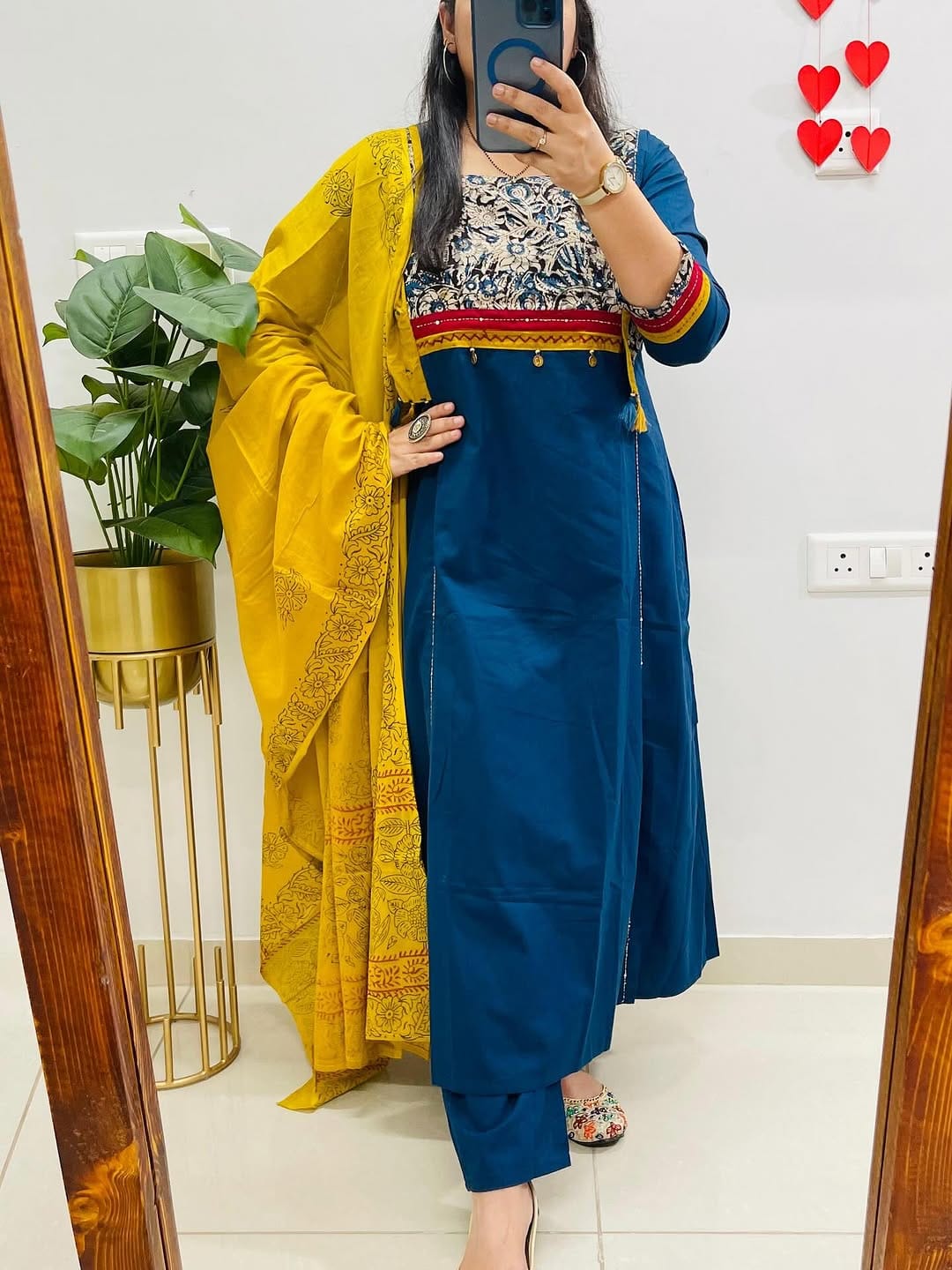 heavy yog work and sika work Kurti with Pant with cotton 100-100 Dupatta(PVCRD102)