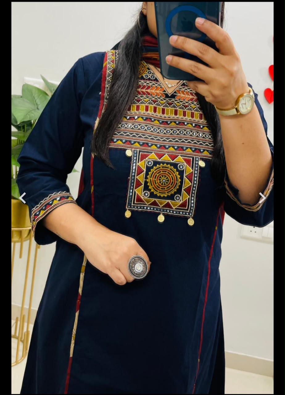 Best Women's Kurta Pant Dupatta Set