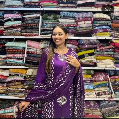 🌹🌹Pure fine Cotton fabric &nbsp; Kurti with Pant with cotton 100-100 Dupatta🌹🌹(PVCRD19)