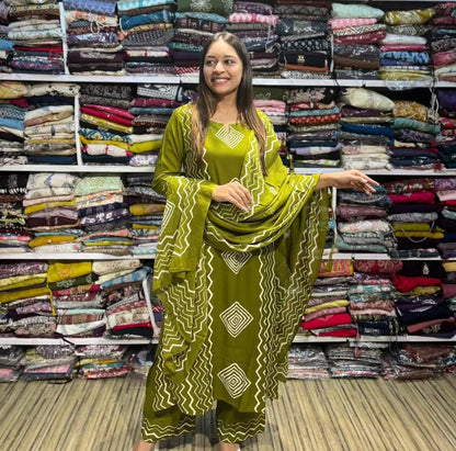 🌹🌹Pure fine Cotton fabric &nbsp; Kurti with Pant with cotton 100-100 Dupatta🌹🌹(PVCRD18)