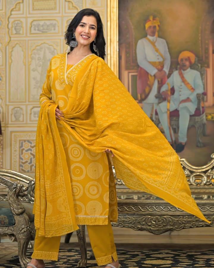 🌹🌹Pure fine Cotton fabric Kurti with Pant with cotton 100-100 Dupatta🌹🌹(PVCRD28)