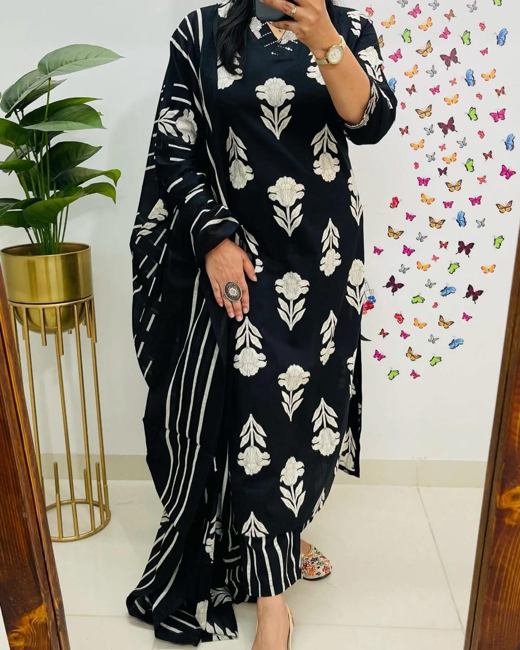 We are here to spread some magic to your ethnic Heavy Cotton (PVCRD34)