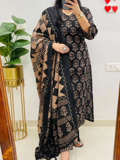 We are here to spread some magic to your ethnic Heavy Cotton (PVCRD55)