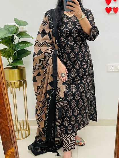 We are here to spread some magic to your ethnic Heavy Cotton (PVCRD55)