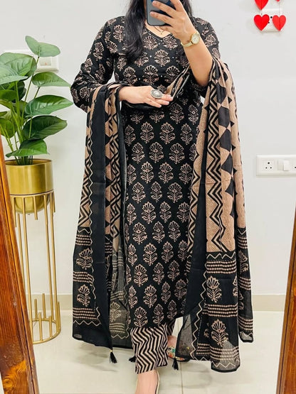 We are here to spread some magic to your ethnic Heavy Cotton (PVCRD55)