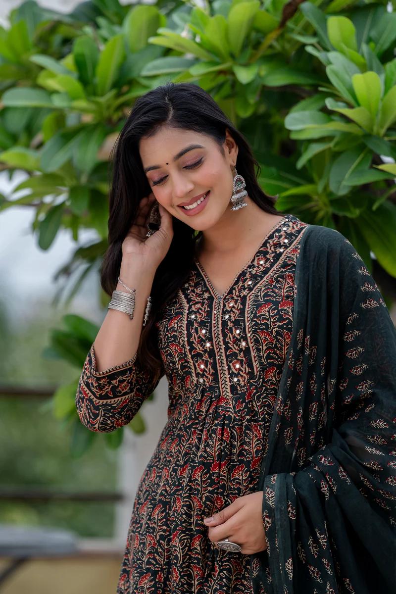 Women's printed cotton kurta  pant or dupatta set(PVCRD71)