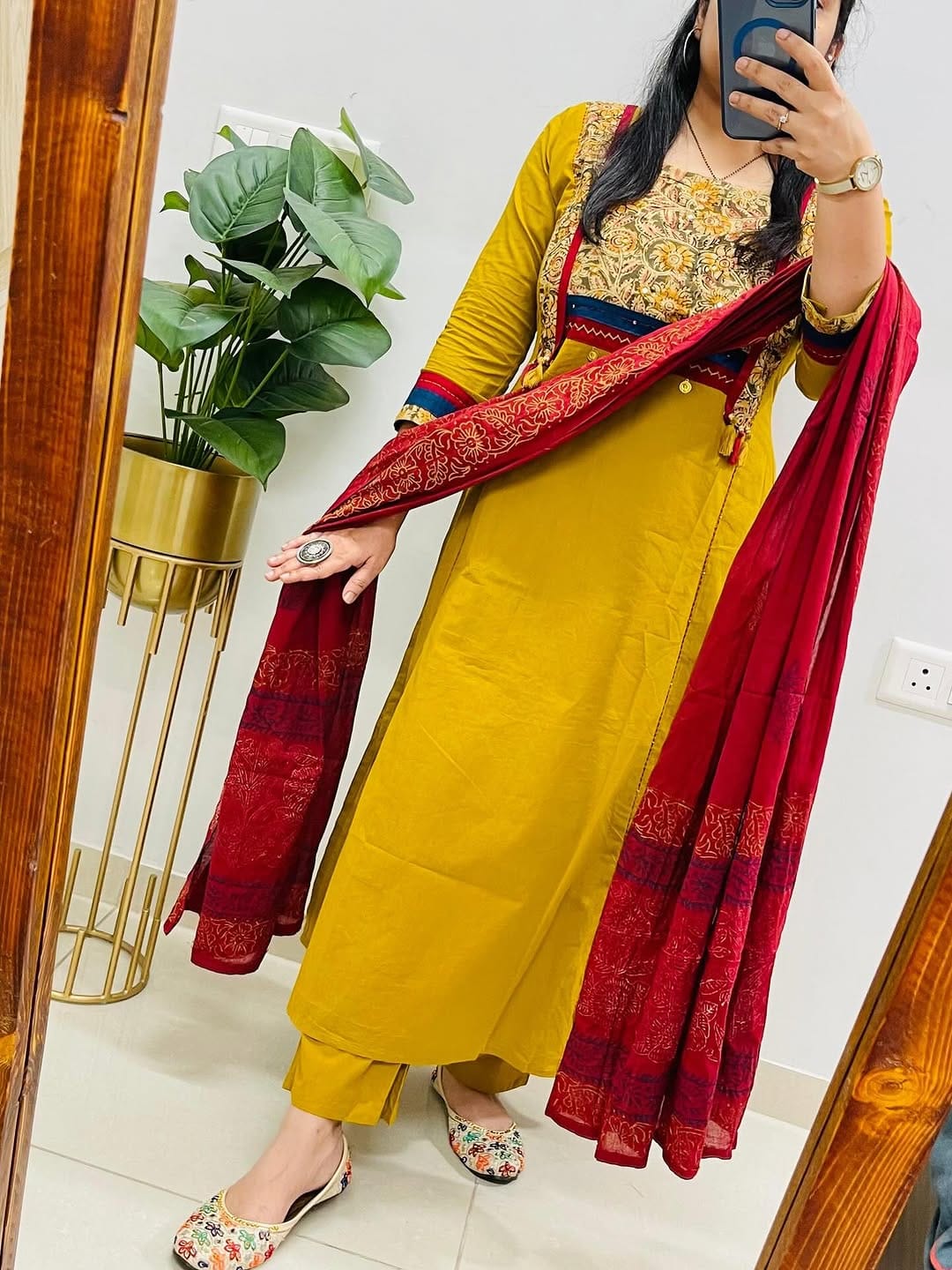 heavy yog work and sika work Kurti with Pant with cotton 100-100 Dupatta(PVCRD104)