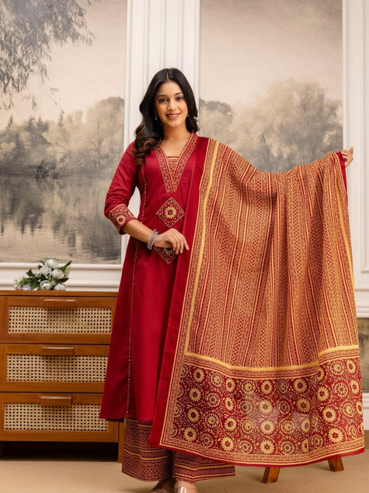 Pure fine Cotton fabric Embroidery Work Kurti with Pant with cotton  (PVCRD148)