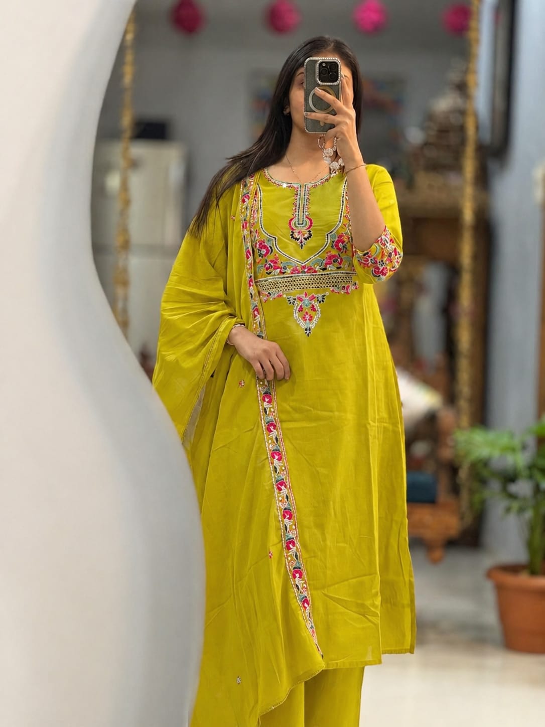 KURTA PENT WITH DUPATTA SUIT SET (LK27)