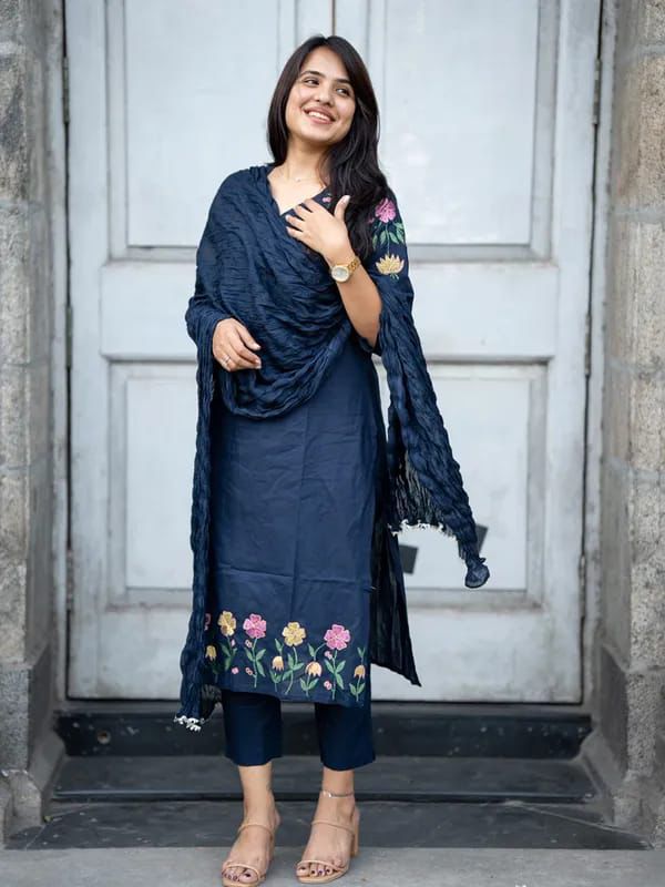 Pure mul cotton dupatta with gotta lace border (KS07)