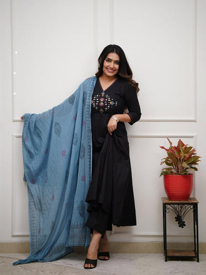 Dazzling Anarkalis with intricate mirror work (KS11)