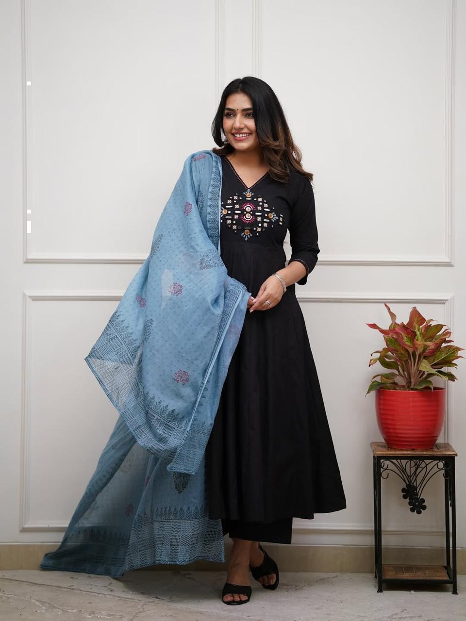Dazzling Anarkalis with intricate mirror work (KS11)