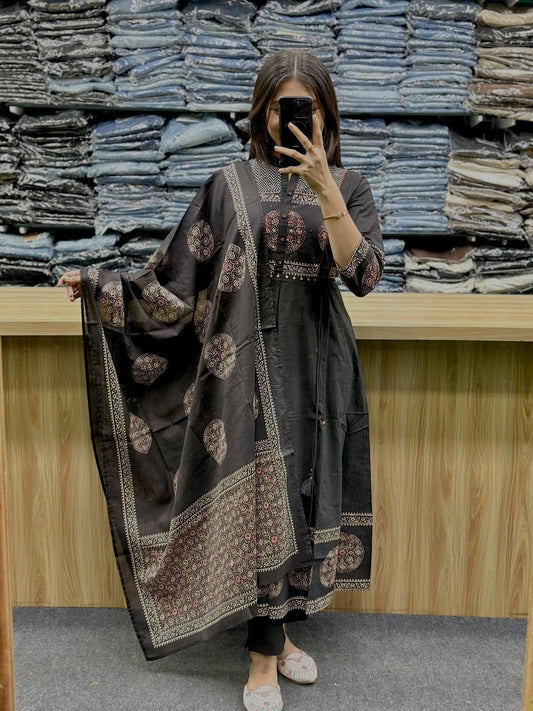 Summer Special Soft Cotton Suits (PVCRD165)
