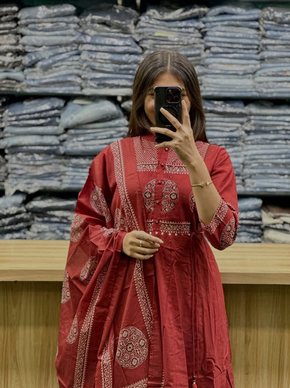 Summer Special Soft Cotton Suits (PVCRD164)