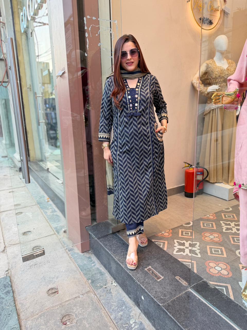 Women Stylish Cotton Dress Material New Collection (PVCRD176) (01)