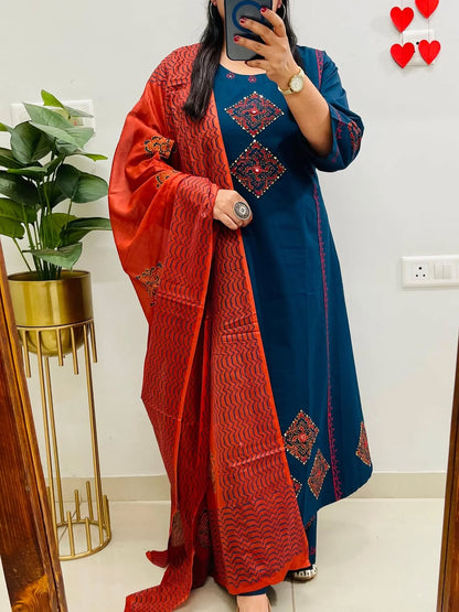 Latest Women's  Kurta Set with Pant & Dupatta