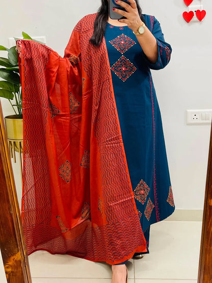 Latest Women's  Kurta Set with Pant & Dupatta